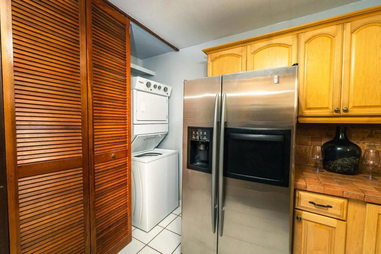 Costa Corcega 1F- Puerta Del Sol Beachfront Escape Rincon